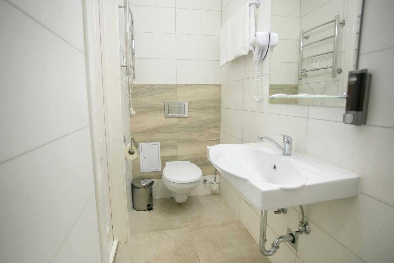 Molodezhnaya Hotel Brest Dış mekan fotoğraf