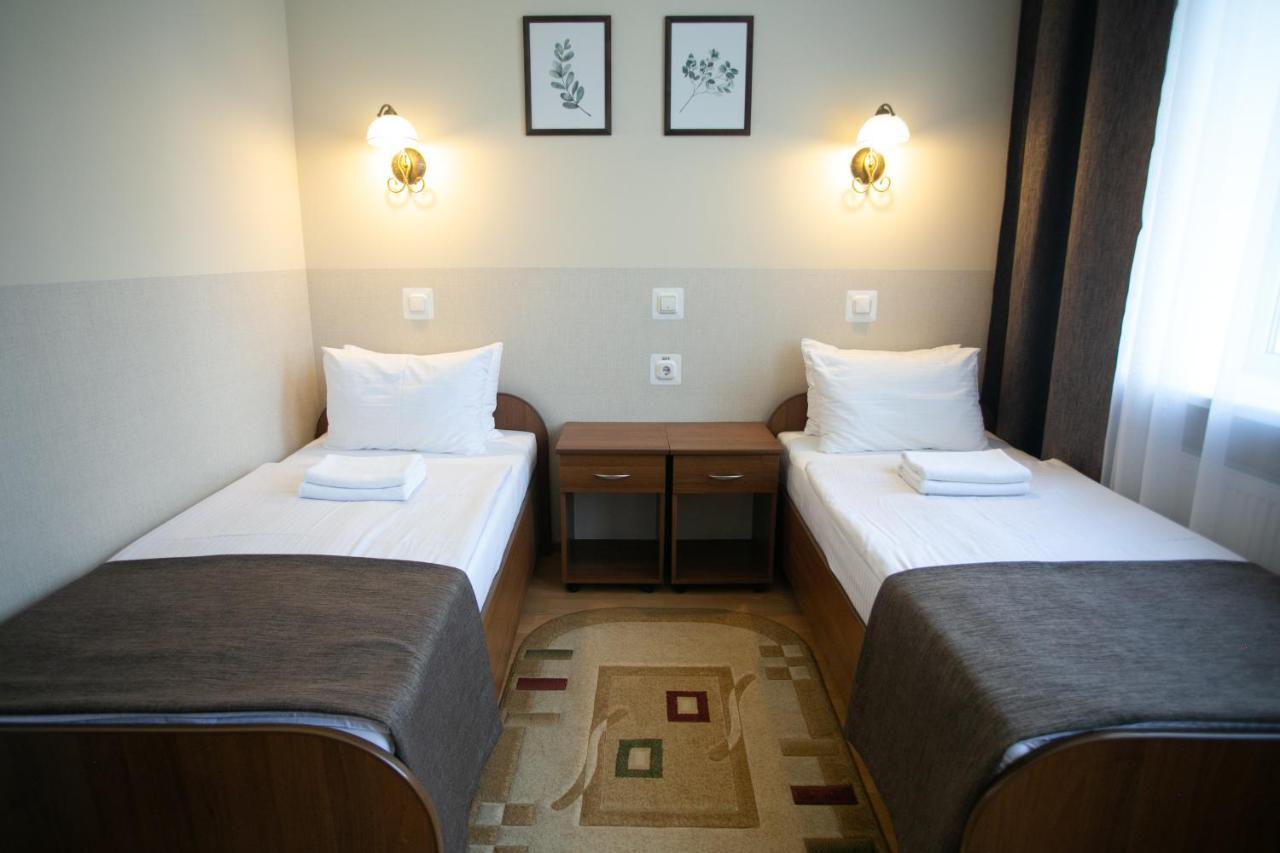 Molodezhnaya Hotel Brest Dış mekan fotoğraf