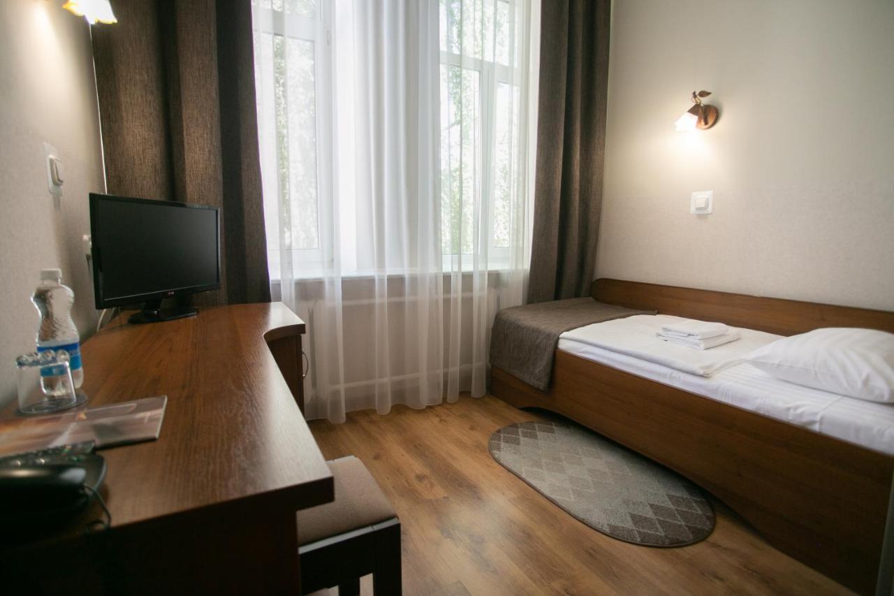 Molodezhnaya Hotel Brest Dış mekan fotoğraf