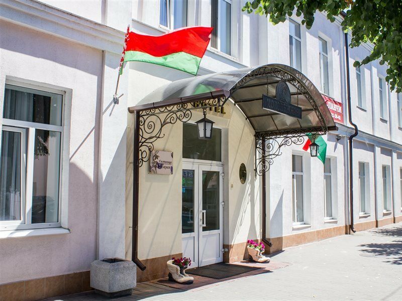 Molodezhnaya Hotel Brest Dış mekan fotoğraf