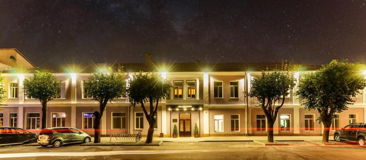 Molodezhnaya Hotel Brest Dış mekan fotoğraf