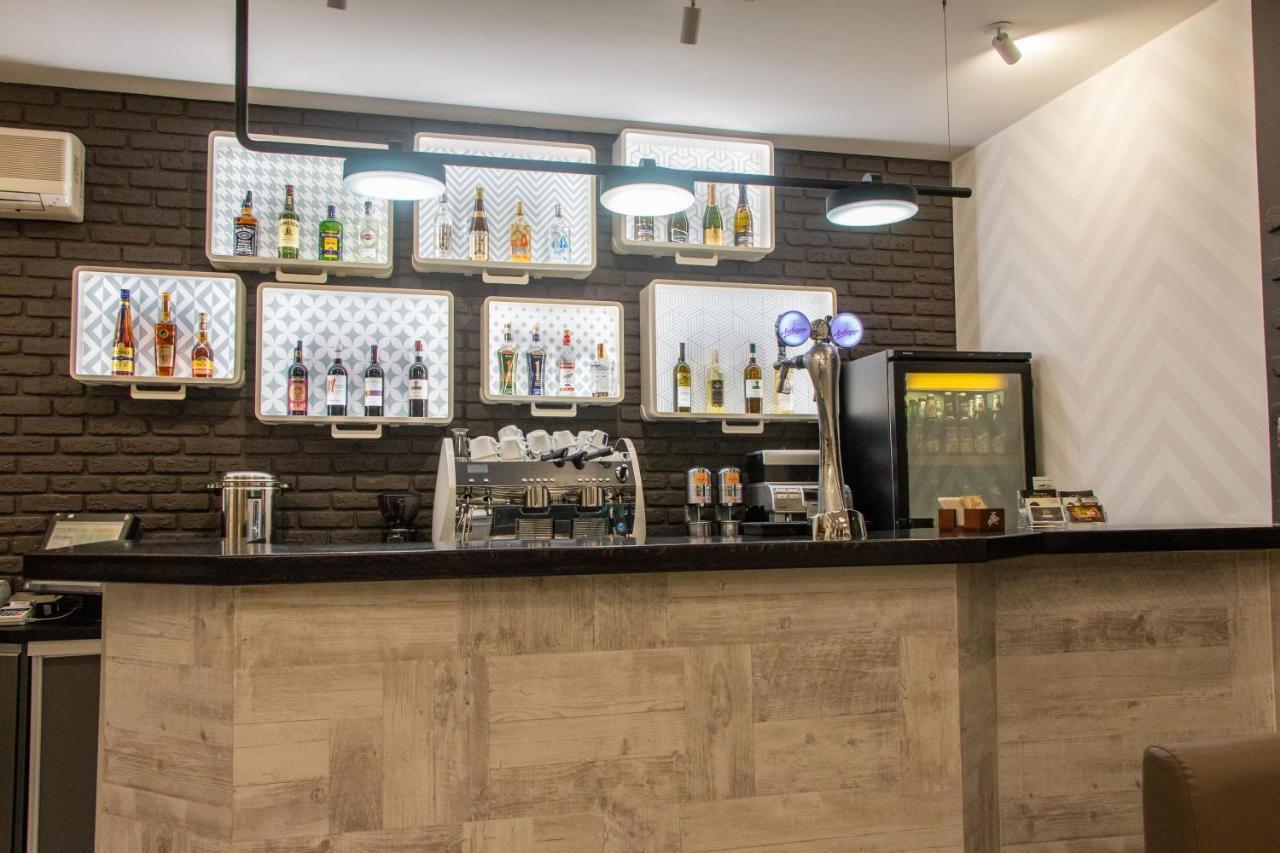 Molodezhnaya Hotel Brest Dış mekan fotoğraf
